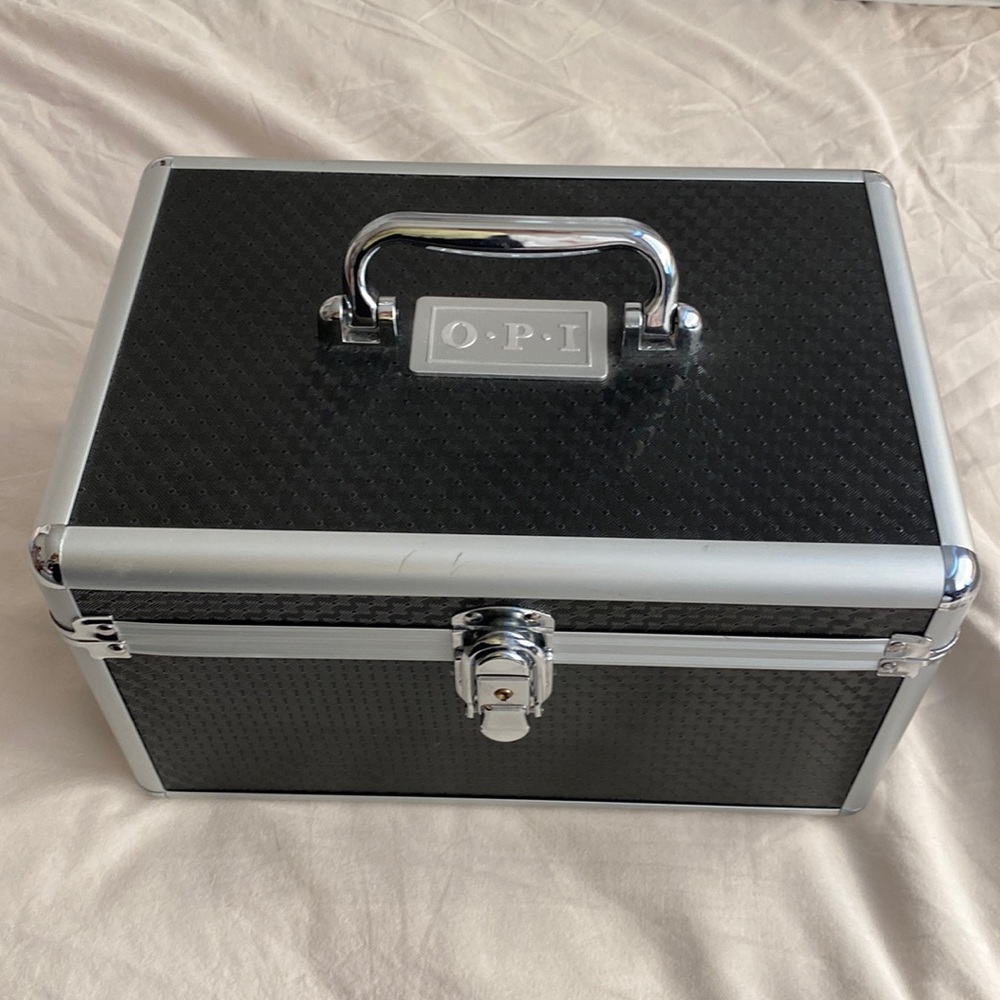 Opi chest